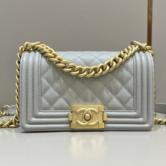 CH SMALL BOY HANDBAG 20 Small Grained Calfskin Elephant Gray