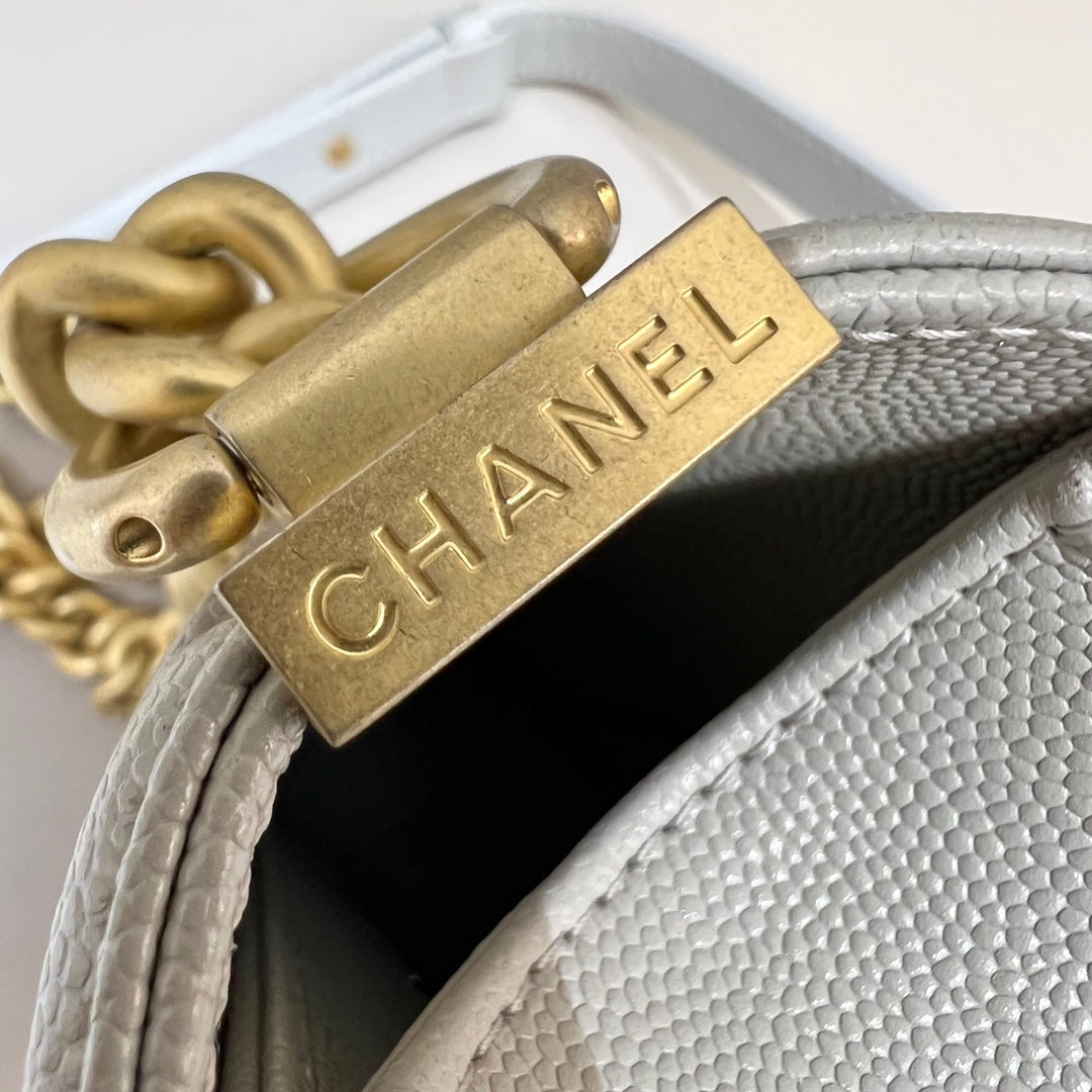 CH SMALL BOY HANDBAG 20 Small Grained Calfskin Elephant Gray