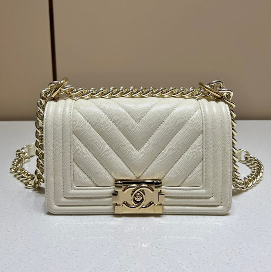 CH SMALL BOY HANDBAG 20 Small Grained Calfskin V Pattern Ivory White