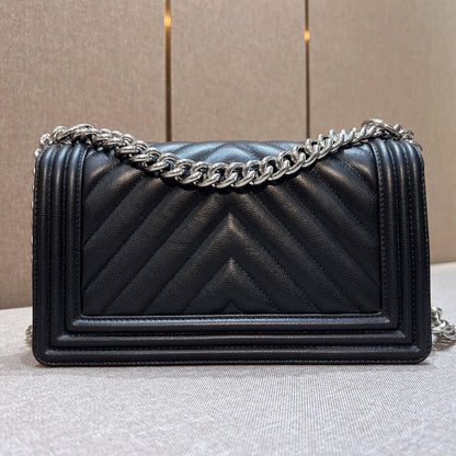 CH BOY HANDBAG 25 Small Grained Calfskin V Pattern Black