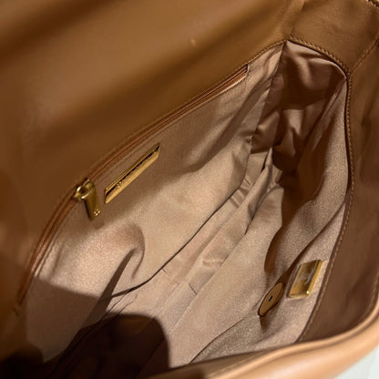 CH  19 LARGE HANDBAG 30  Lambskin Gold Brown