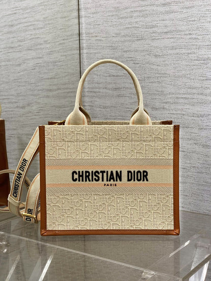DO Book Tote Bag Beige Oblique Embroidered Raffia and Camel Calfskin
