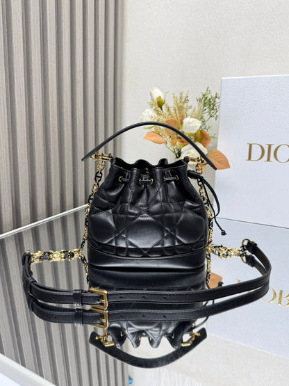 DO Small Jolie Bucket Bag Black Macrocannage Lambskin and Calfskin