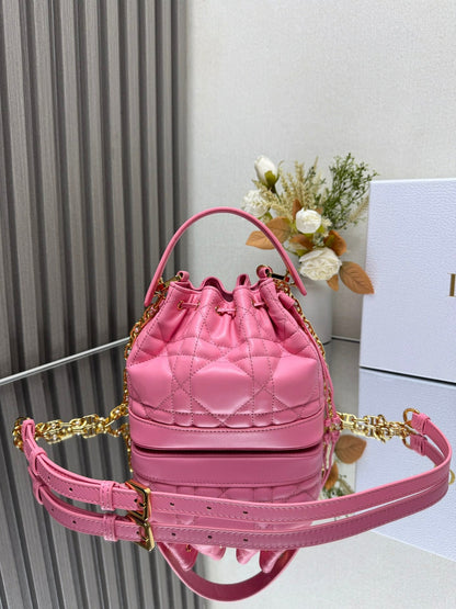 DO Small Jolie Bucket Bag Black Macrocannage Lambskin and Calfskin