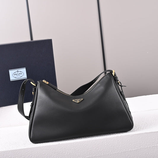 PD  Aimée large leather shoulder bag