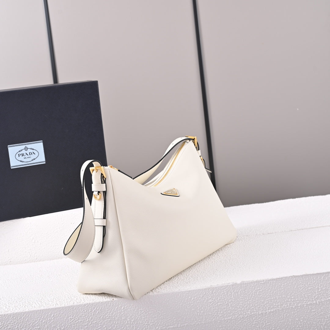 PD  Aimée large leather shoulder bag