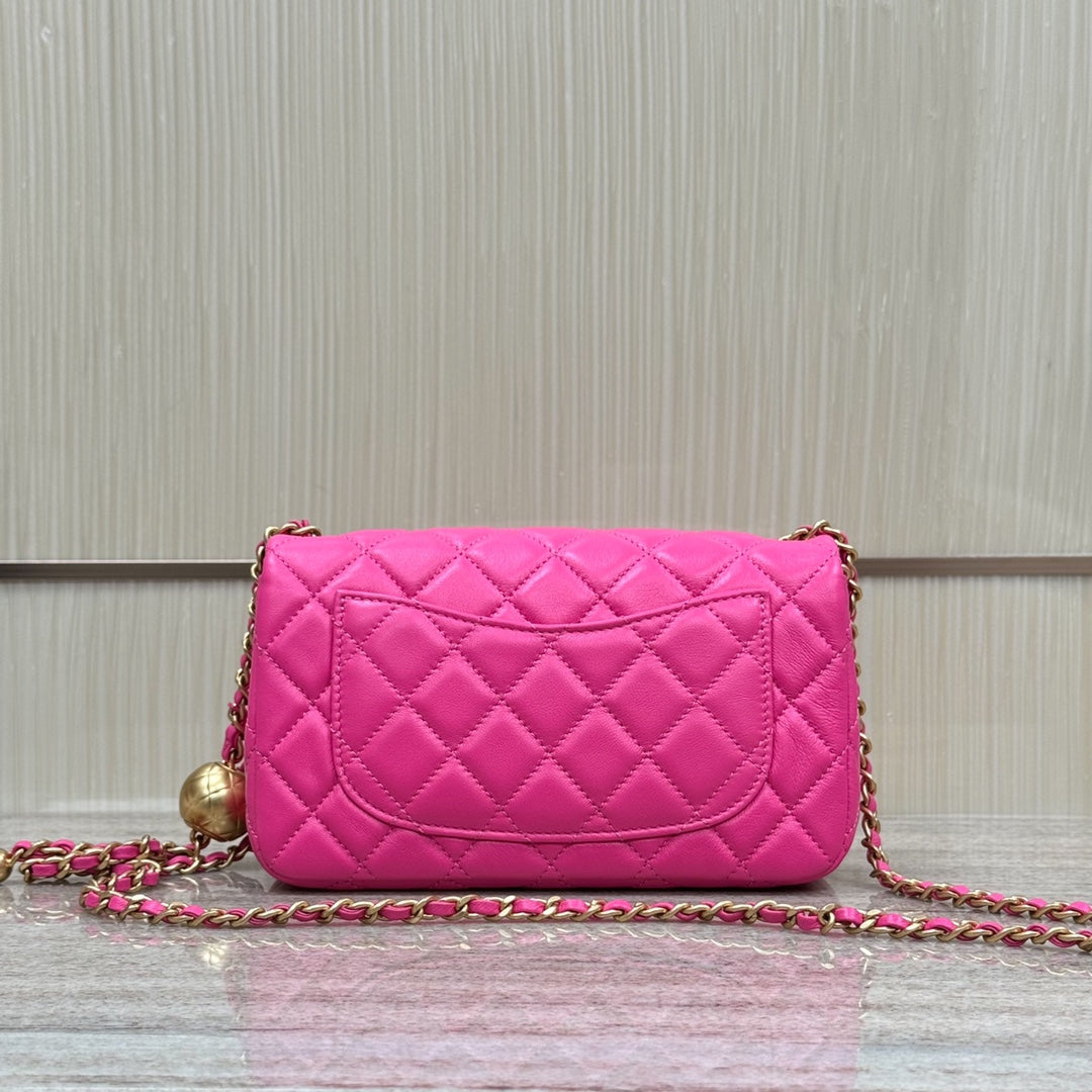 CH CF20 Golden Globe CLASSIC HANDBAG  Lambskin Rose Red