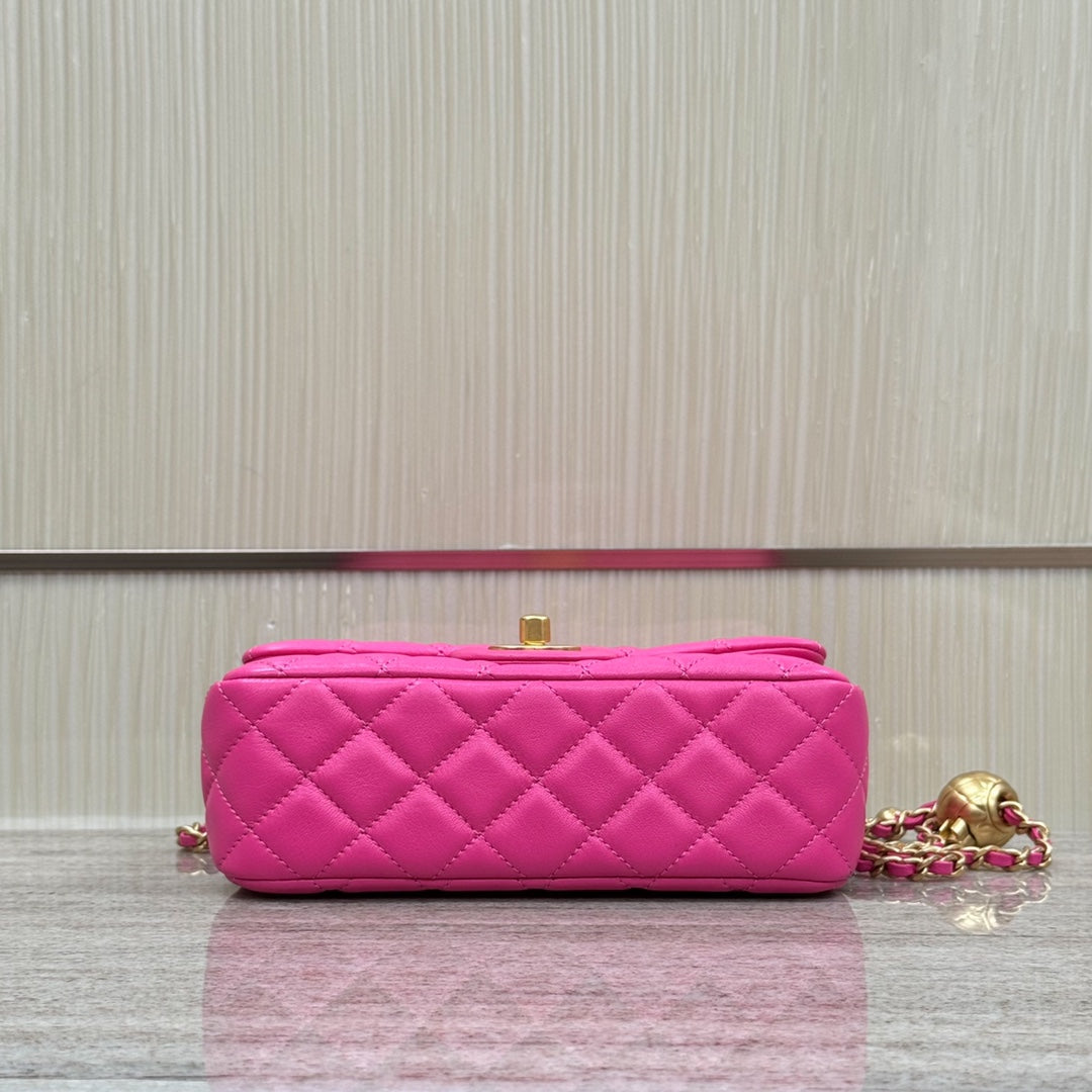 CH CF20 Golden Globe CLASSIC HANDBAG  Lambskin Rose Red