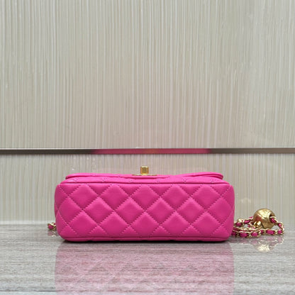 CH CF20 Golden Globe CLASSIC HANDBAG  Lambskin Rose Red