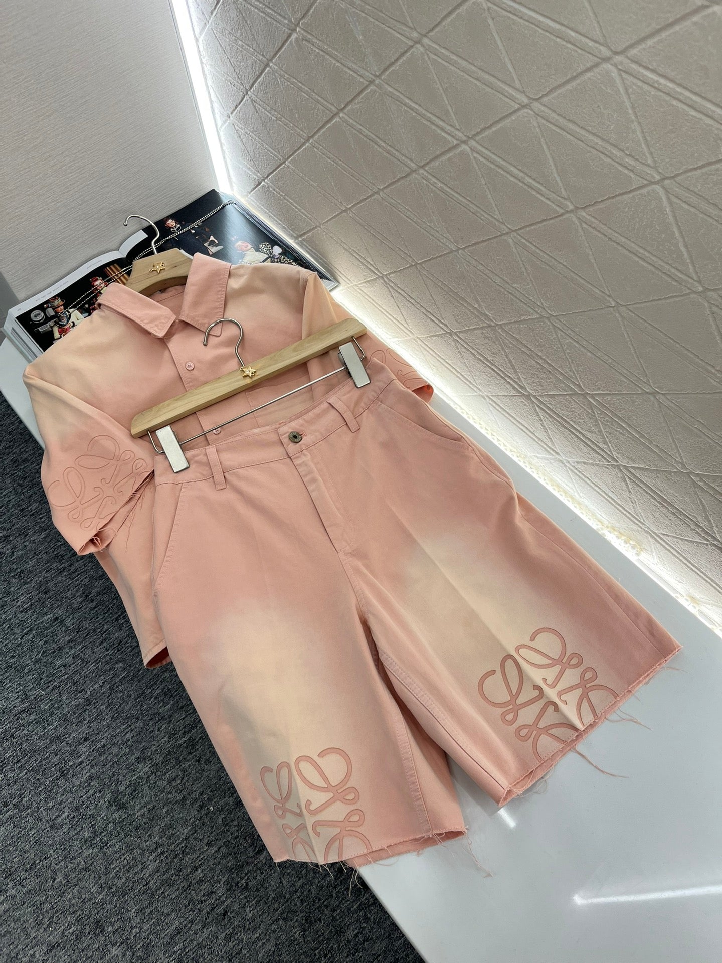 L*♥2025 new products are on sale Denim gradient shirt and shorts set