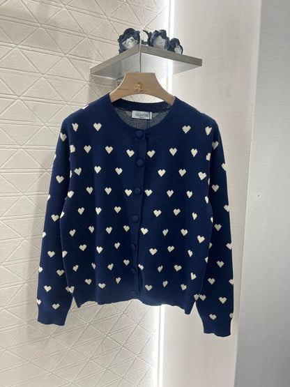 V*♥2025 new products are on sale Heart-shaped knitted cardigan