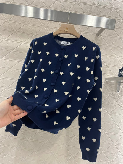 V*♥2025 new products are on sale Heart-shaped knitted cardigan
