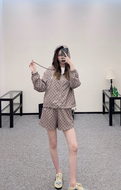 G*♥2025 new products are on sale Hooded printed jacket and shorts set