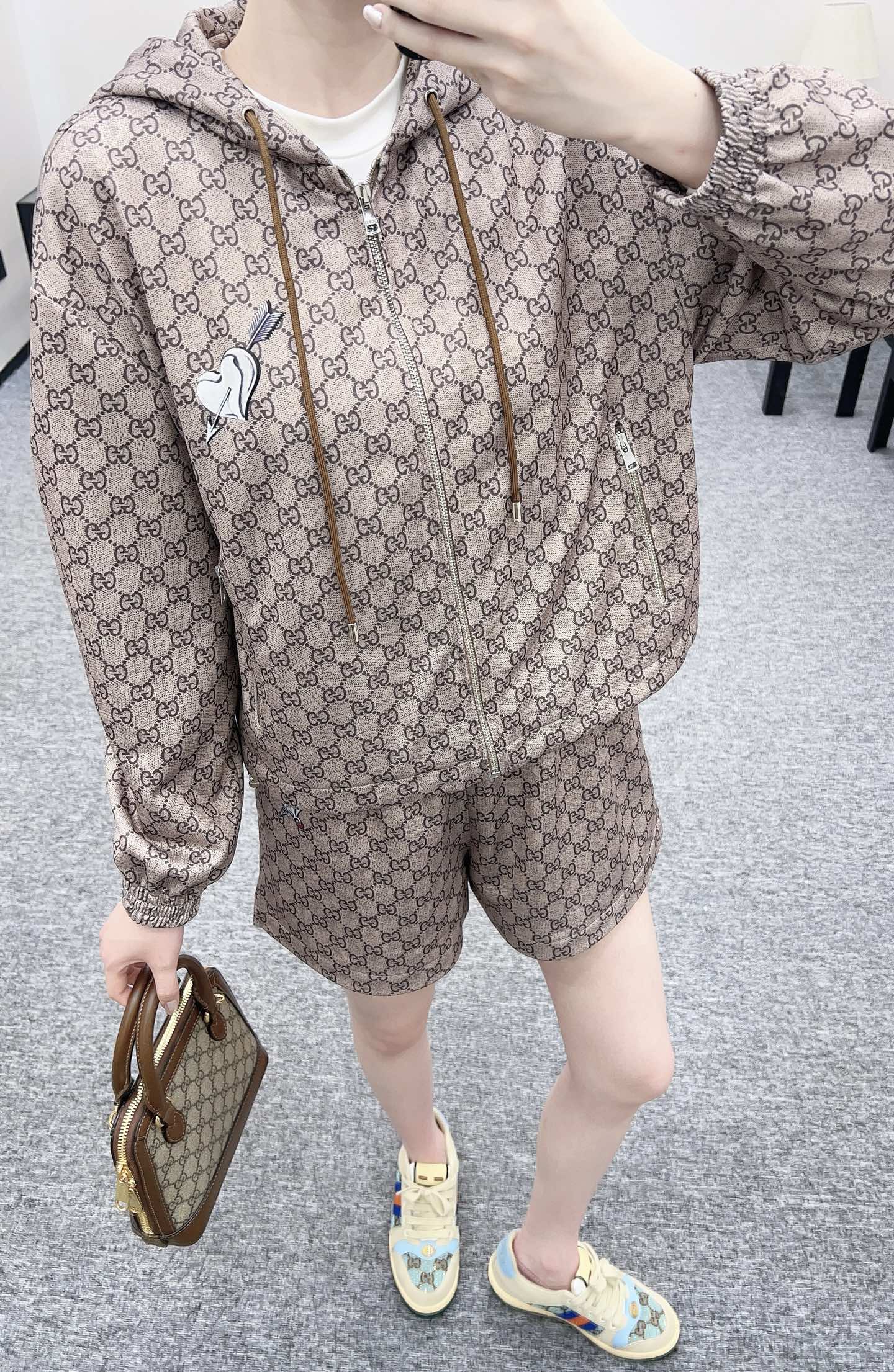 G*♥2025 new products are on sale Hooded printed jacket and shorts set