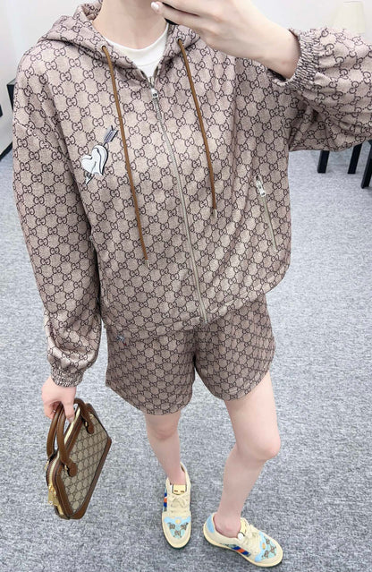 G*♥2025 new products are on sale Hooded printed jacket and shorts set