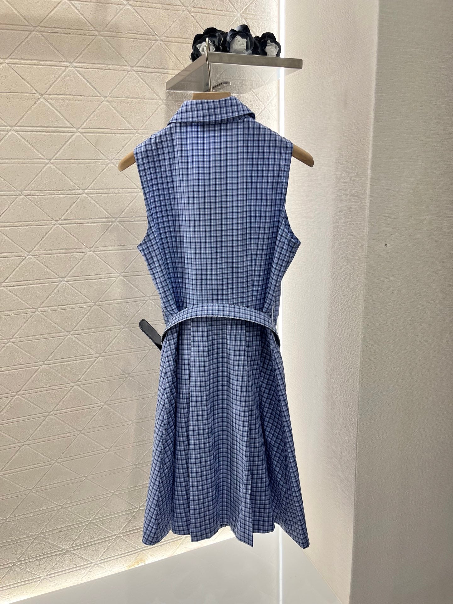 Mi*mi*♥2025 new products are on sale Sleeveless plaid belt dress