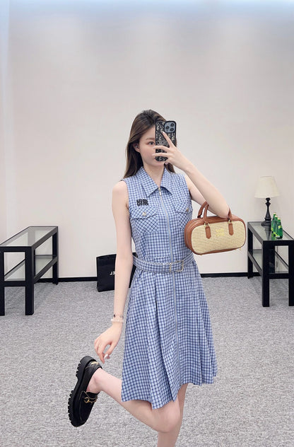 Mi*mi*♥2025 new products are on sale Sleeveless plaid belt dress