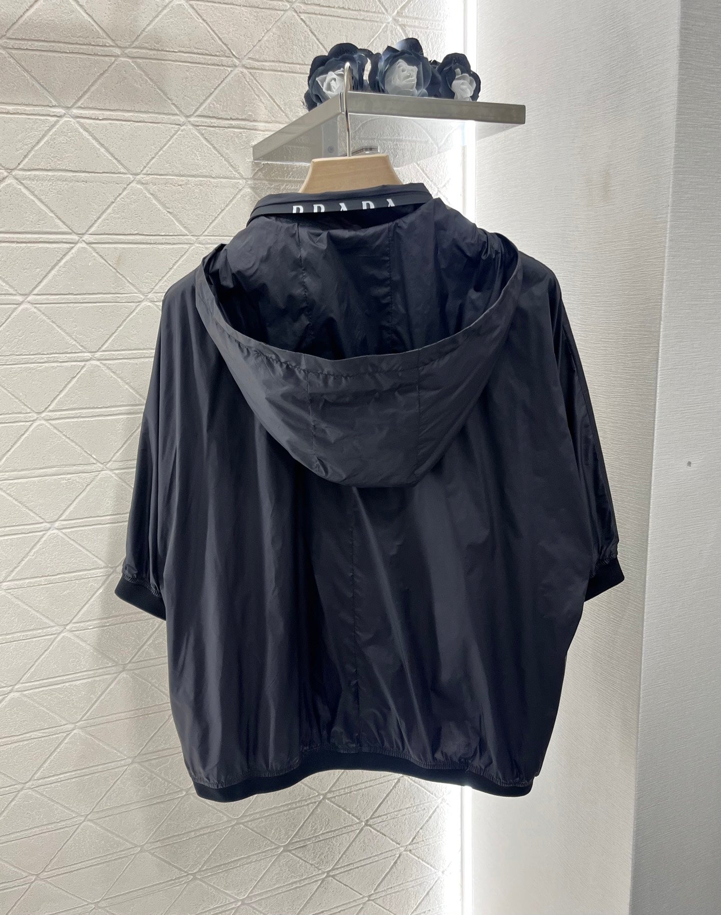 P*♥ 2025 new products Hidden hood jacket and shorts set