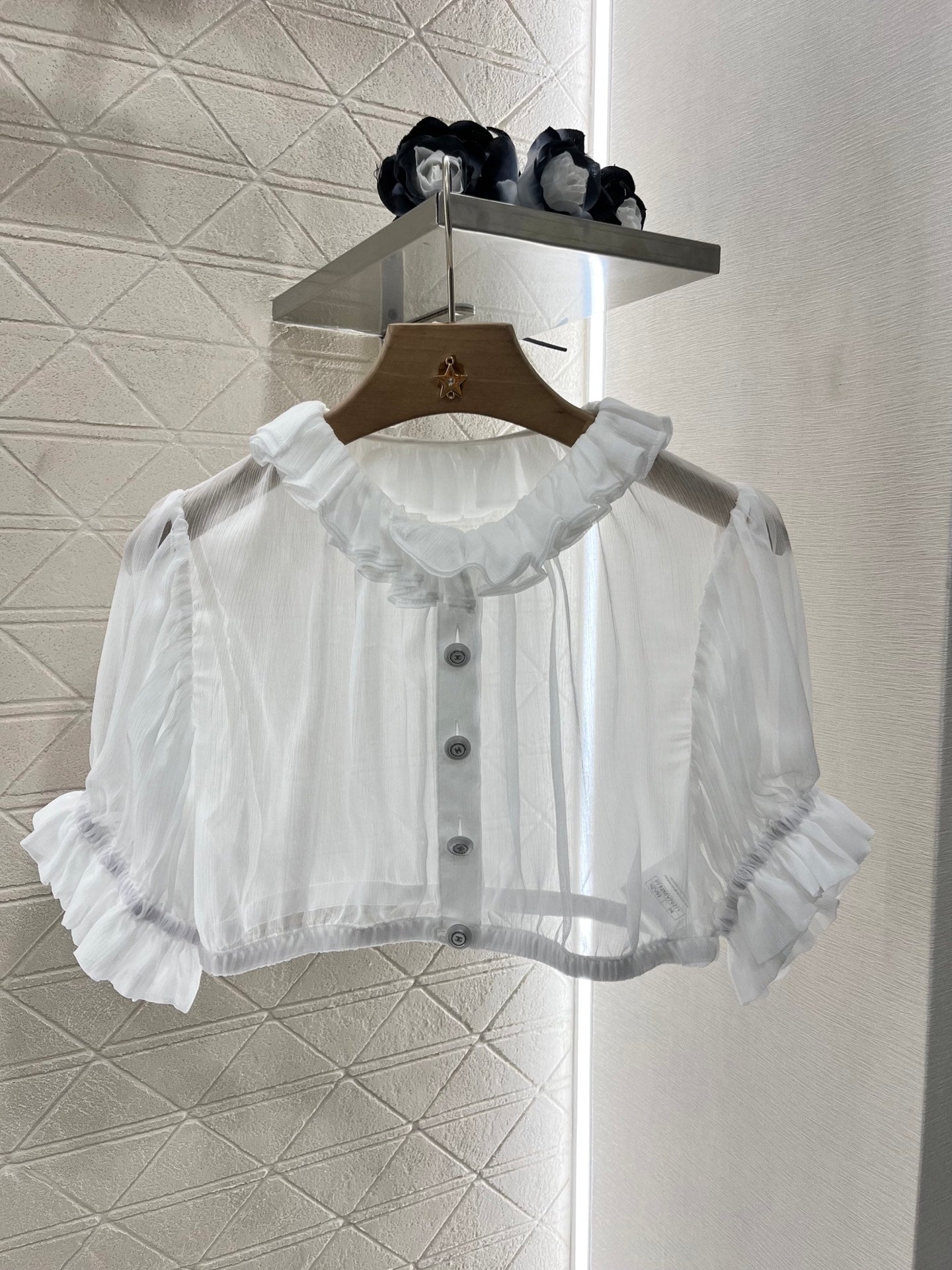 C*♥2025 new products Short waist lace see-through top