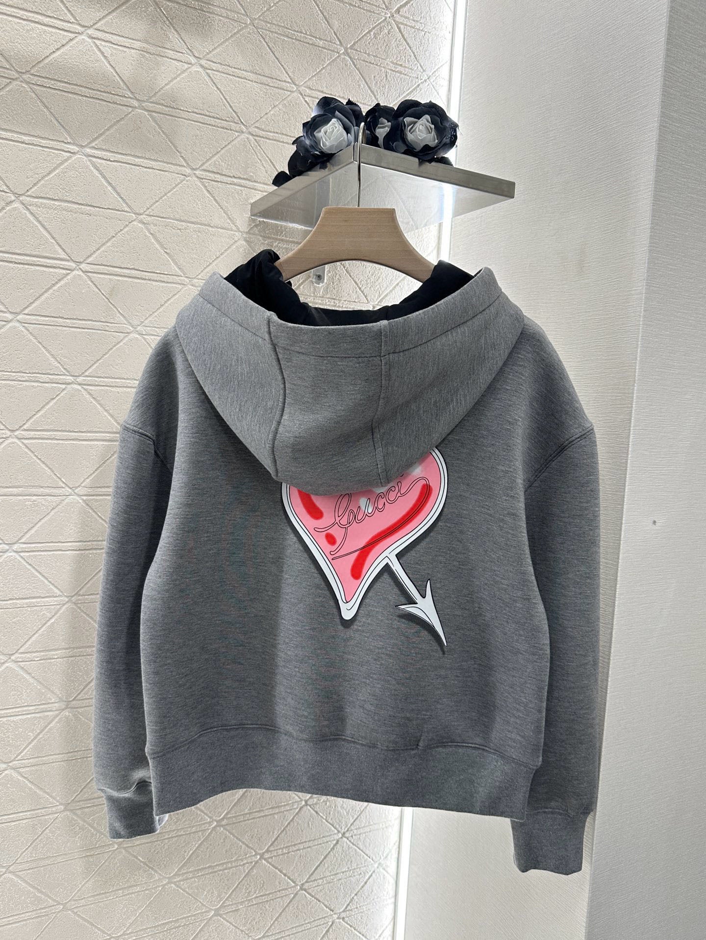 G*♥2025 new products are on sale Hooded drawstring sweatshirt and short skirt set