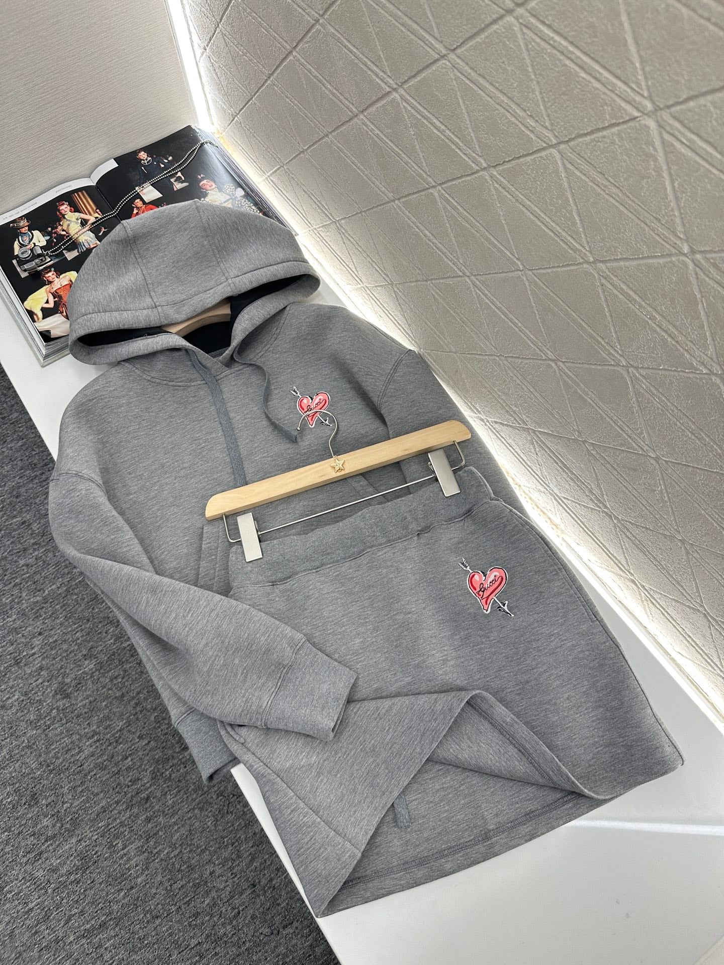 G*♥2025 new products are on sale Hooded drawstring sweatshirt and short skirt set