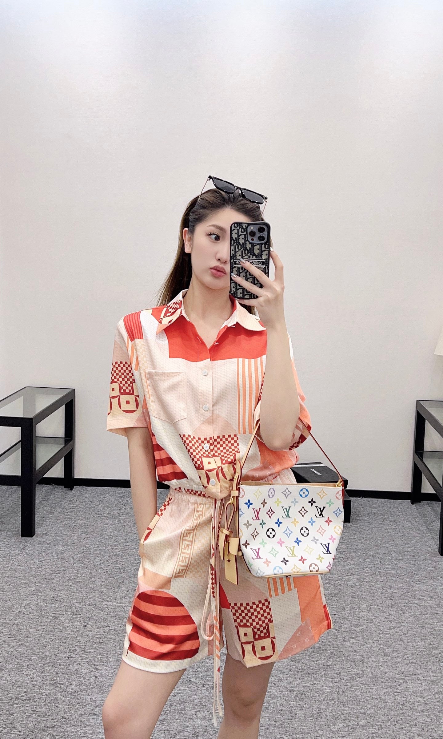 F*♥2025 new products are on sale Contrast color short-sleeved shirt and shorts set