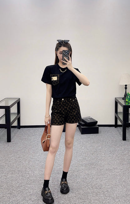 L*♥2025 new product Pocket short-sleeved top with jacquard shorts set