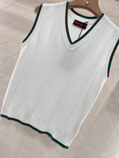 G*♥2025 new product Contrast color knitted vest