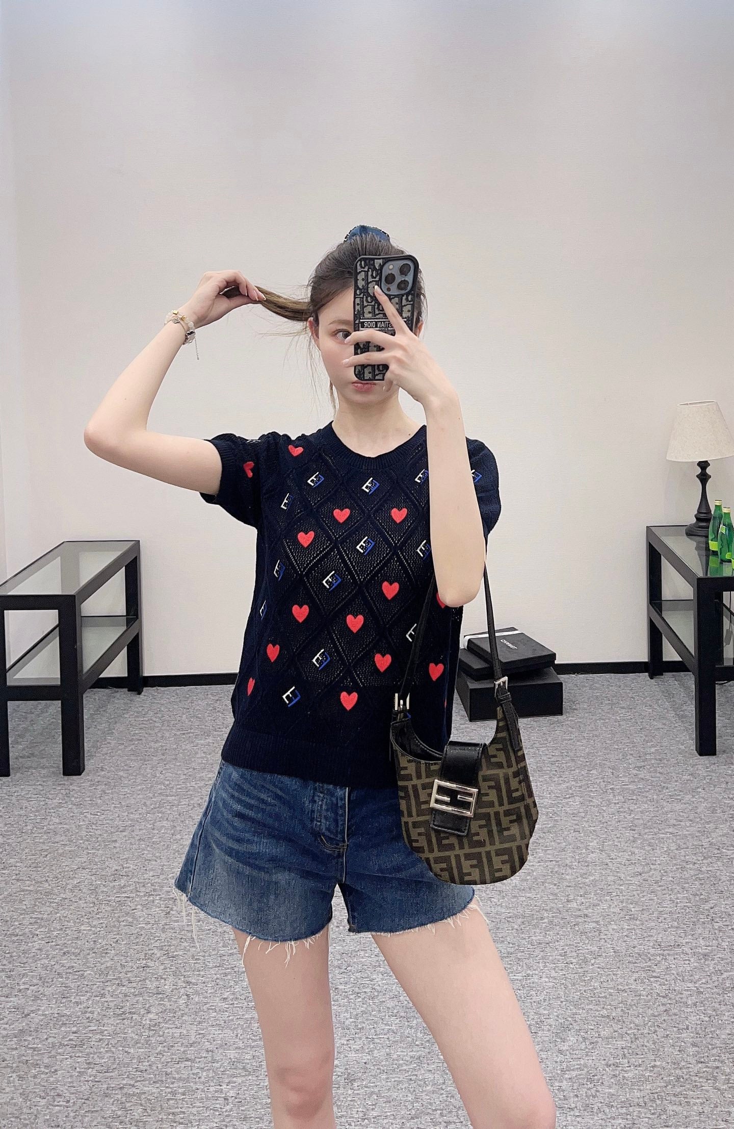 F*♥2025 new product Heart-shaped hollow knitted short sleeves