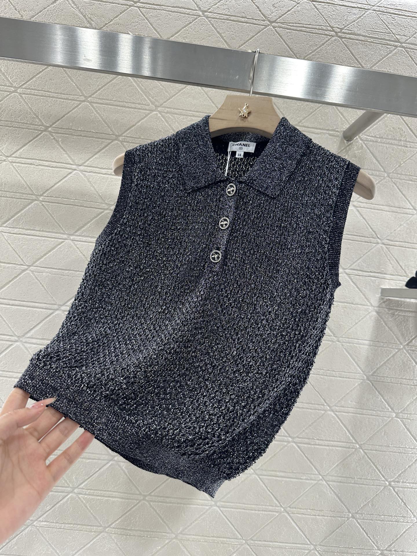 C*♥2025 new product Heavy sequin silver thread knitted vest