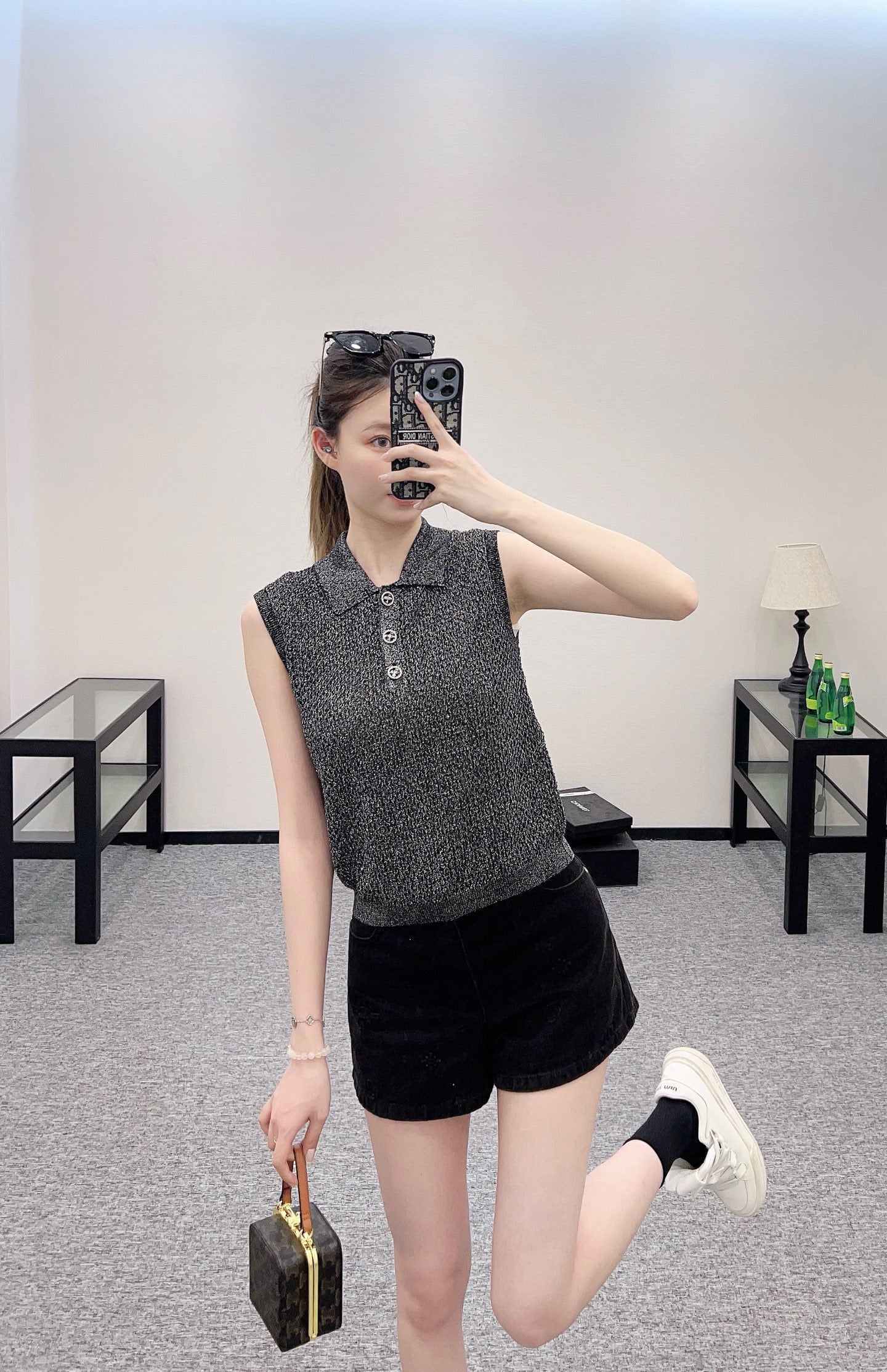 C*♥2025 new product Heavy sequin silver thread knitted vest