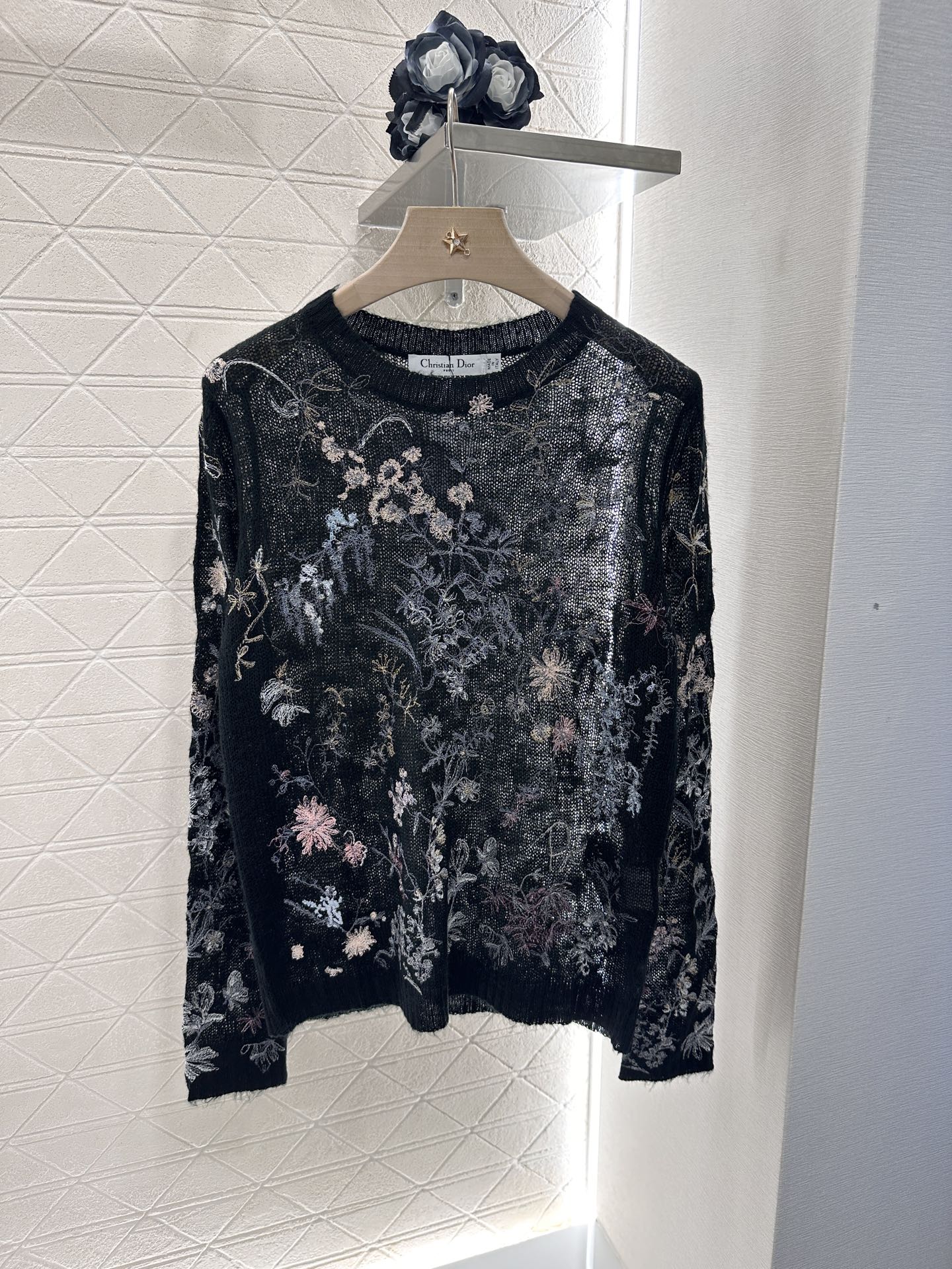 D*♥2025 new products Embroidered knitted top