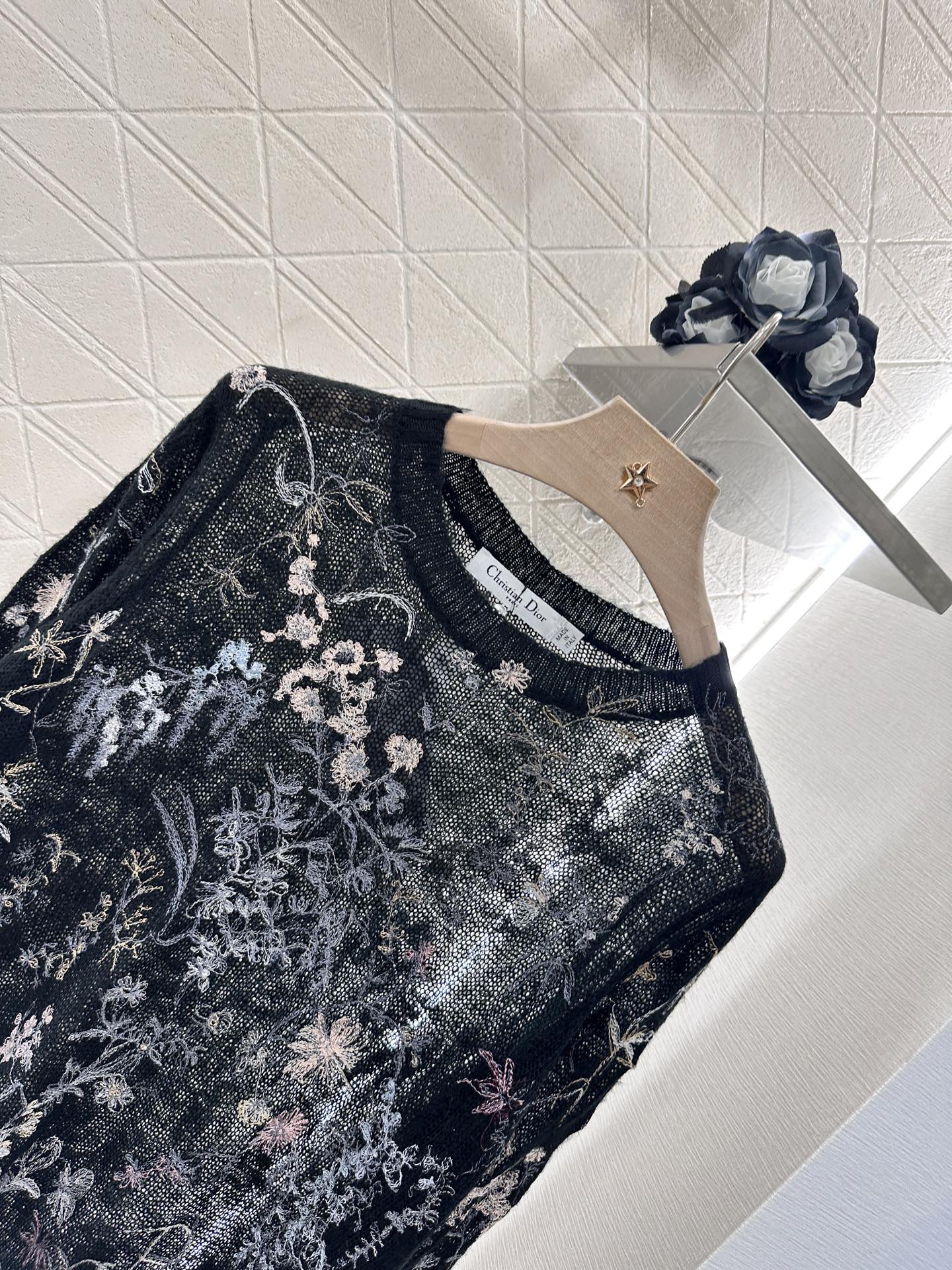 D*♥2025 new products Embroidered knitted top