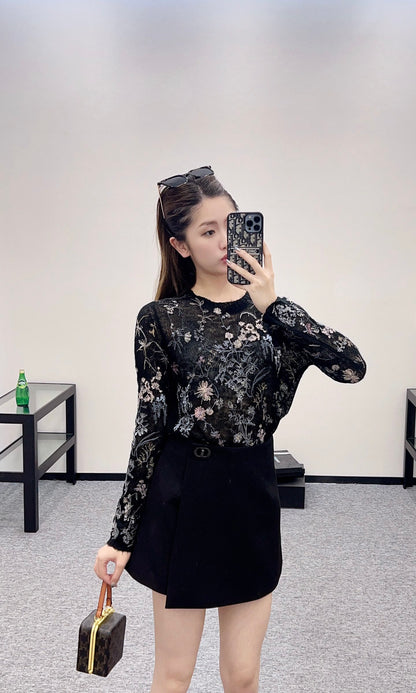 D*♥2025 new products Embroidered knitted top