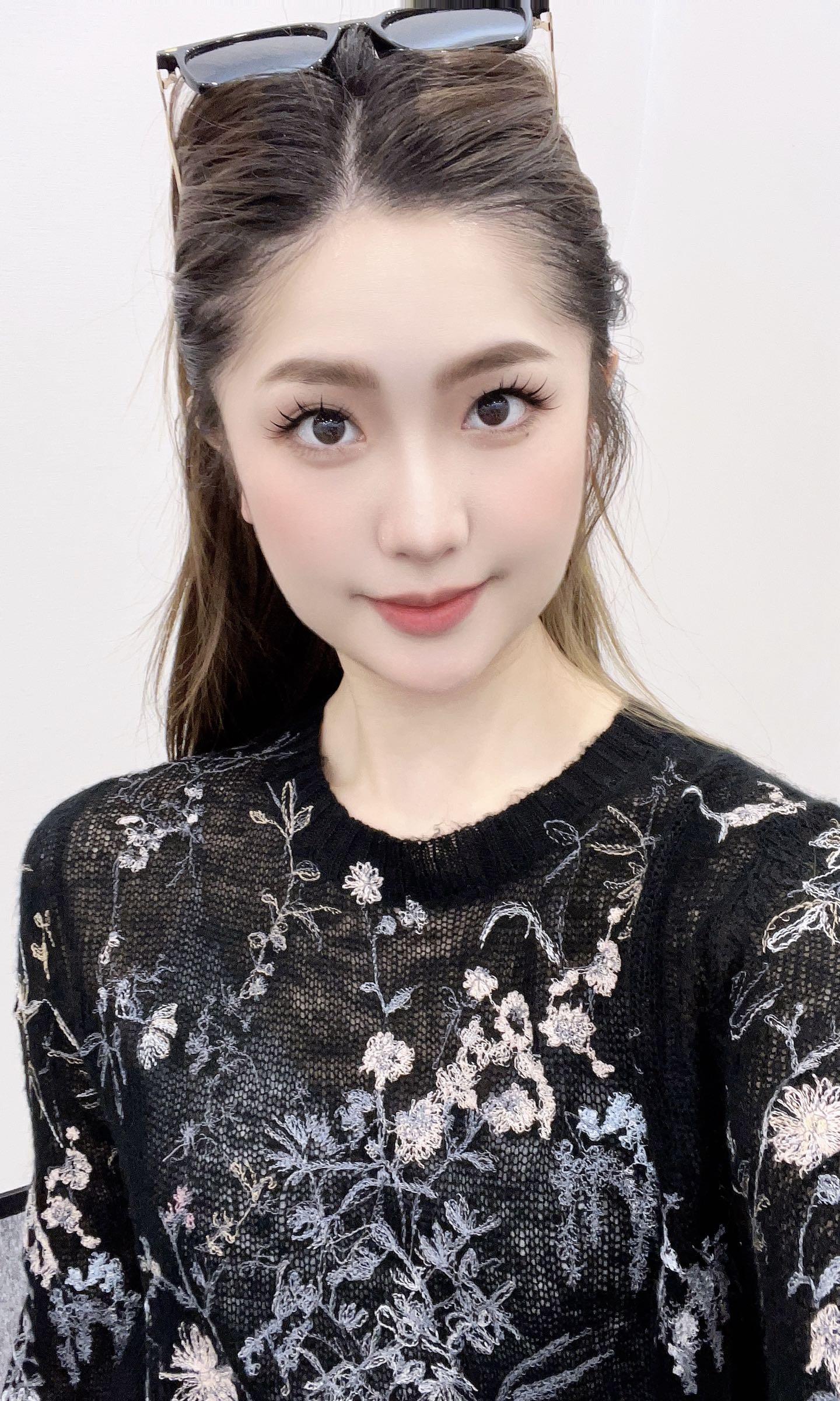 D*♥2025 new products Embroidered knitted top