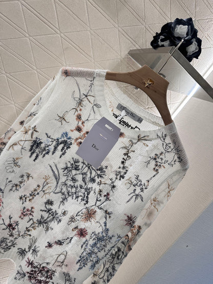 D*♥2025 new products Embroidered knitted top