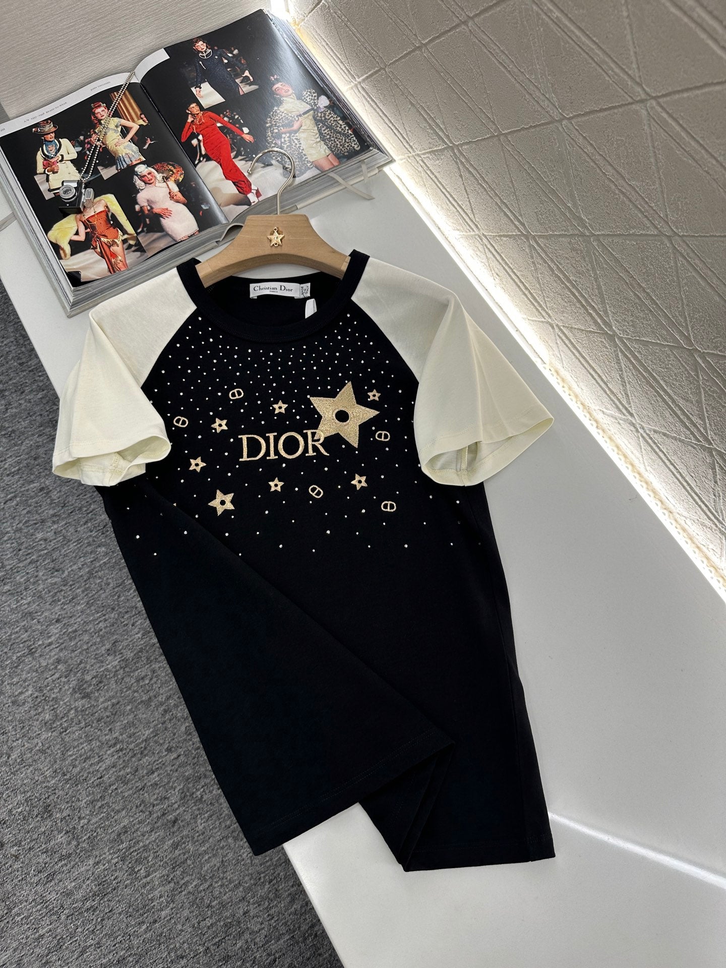 D*♥2025 new product Raglan embroidery rhinestone round neck