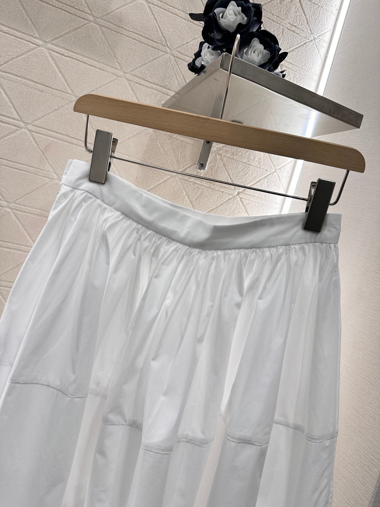 Louis*♥2025 new product Waist-length umbrella skirt