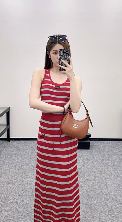 Mi*mi*♥2025 new product Knitted vest long skirt set