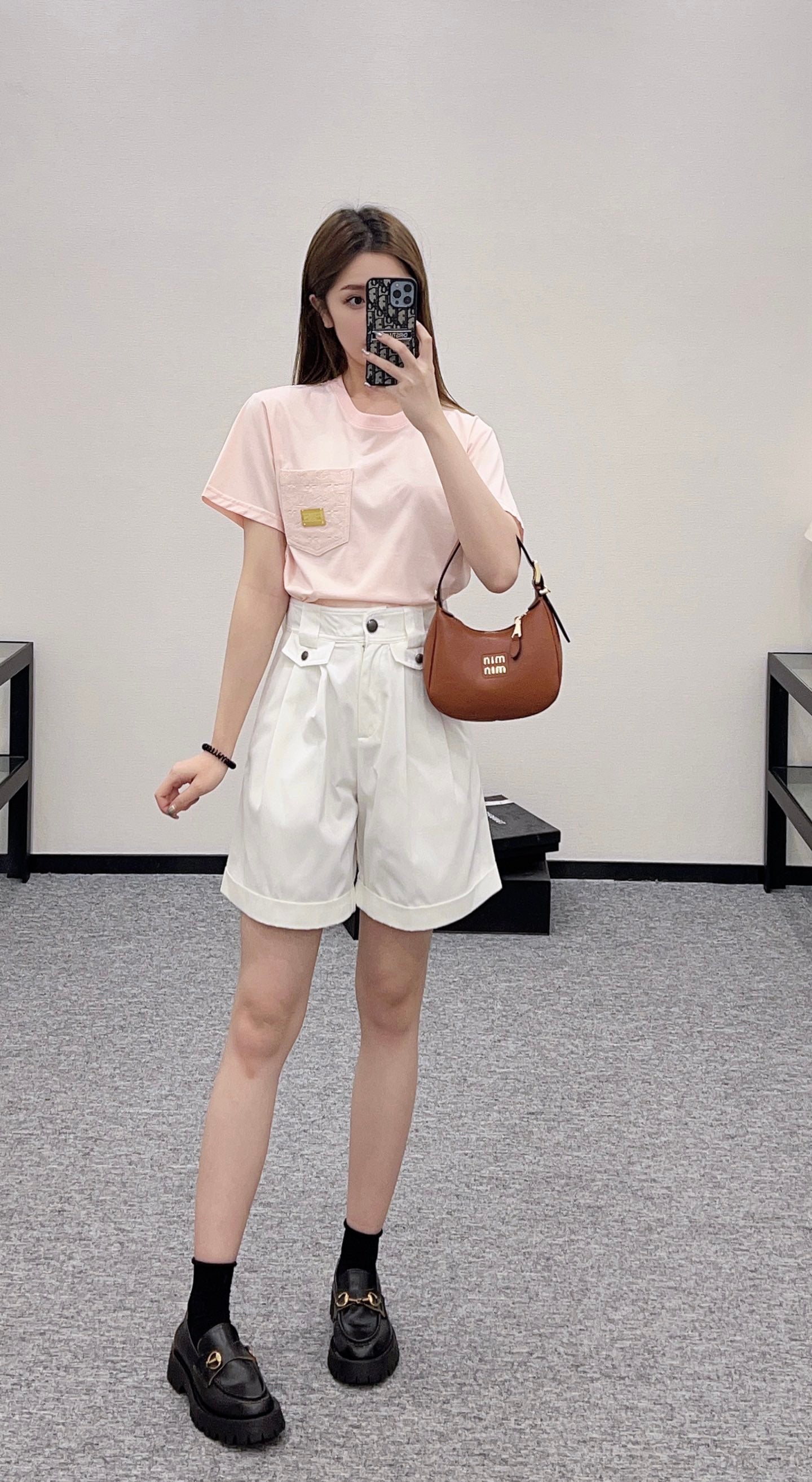 Louis*♥2025 new products Pleated shorts