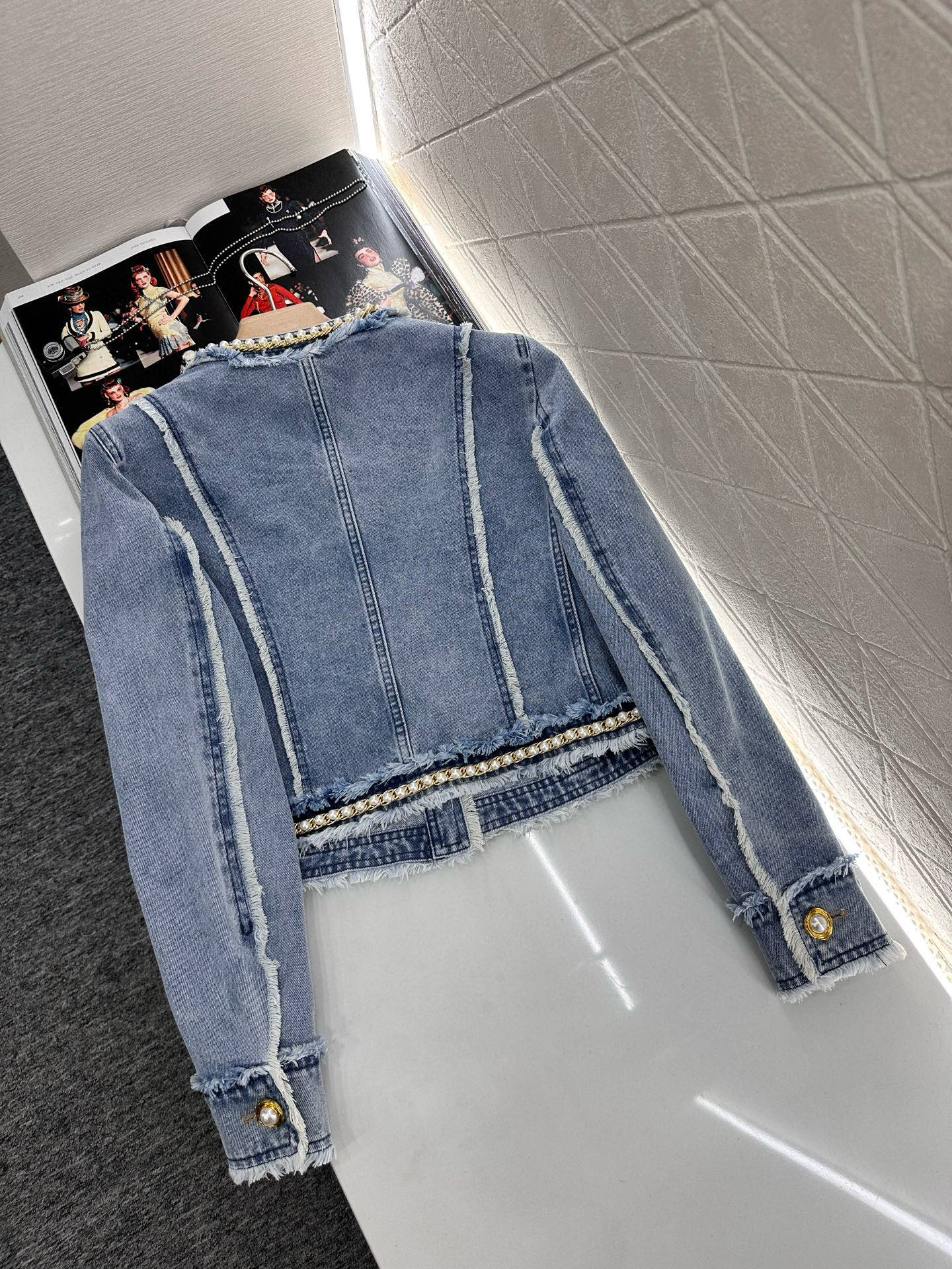 B*♥2025 new product Raw-edge denim jacket and skirt set