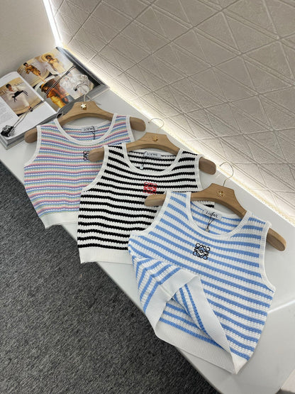 L*♥2025 new product Striped knitted vest