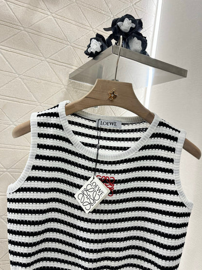 L*♥2025 new product Striped knitted vest