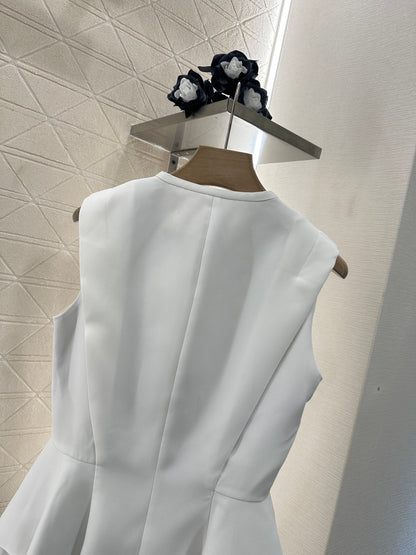 ♥L*♥2025 new product Lace sleeveless top