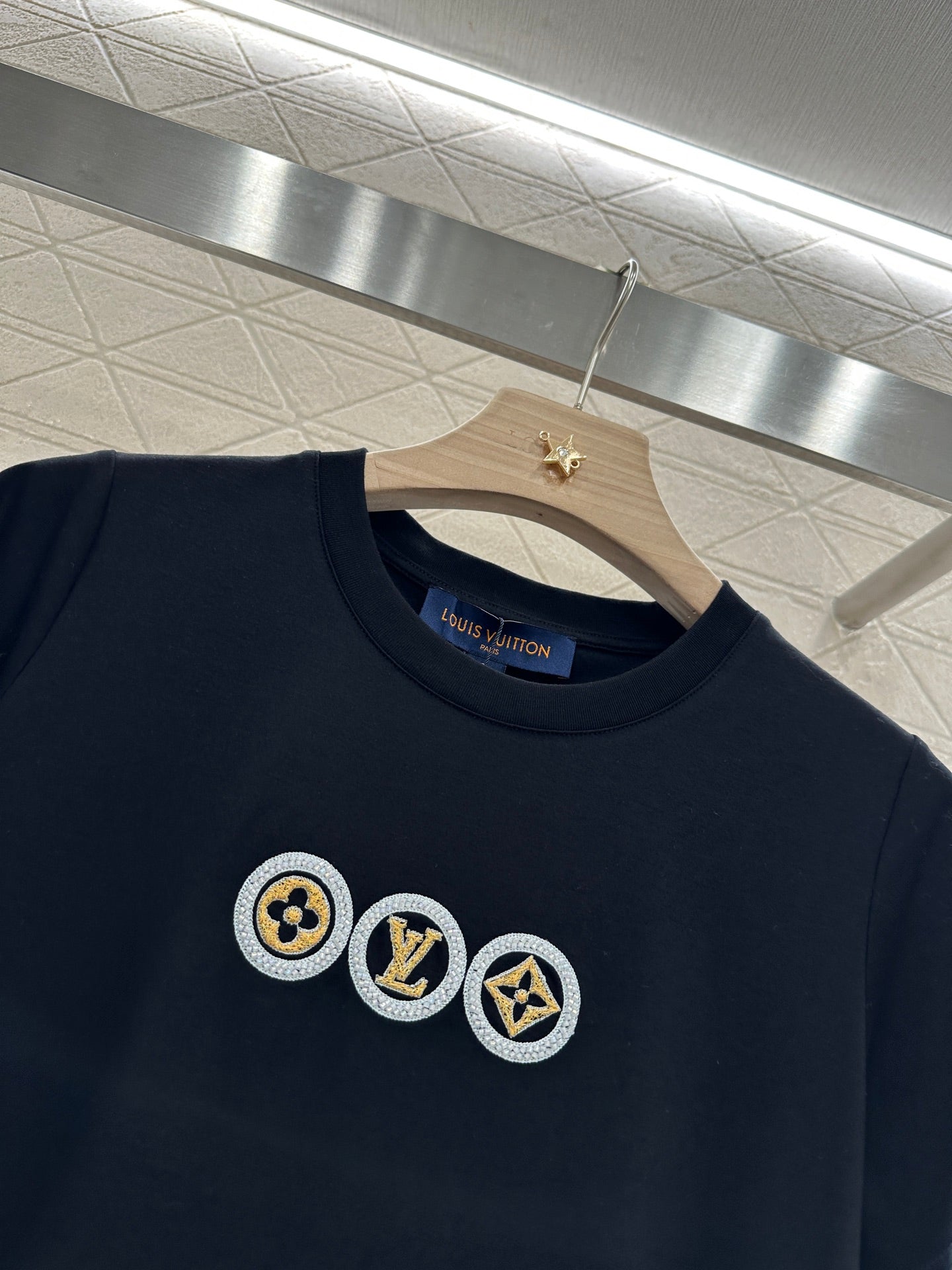L*♥2025 new product Letter short sleeves