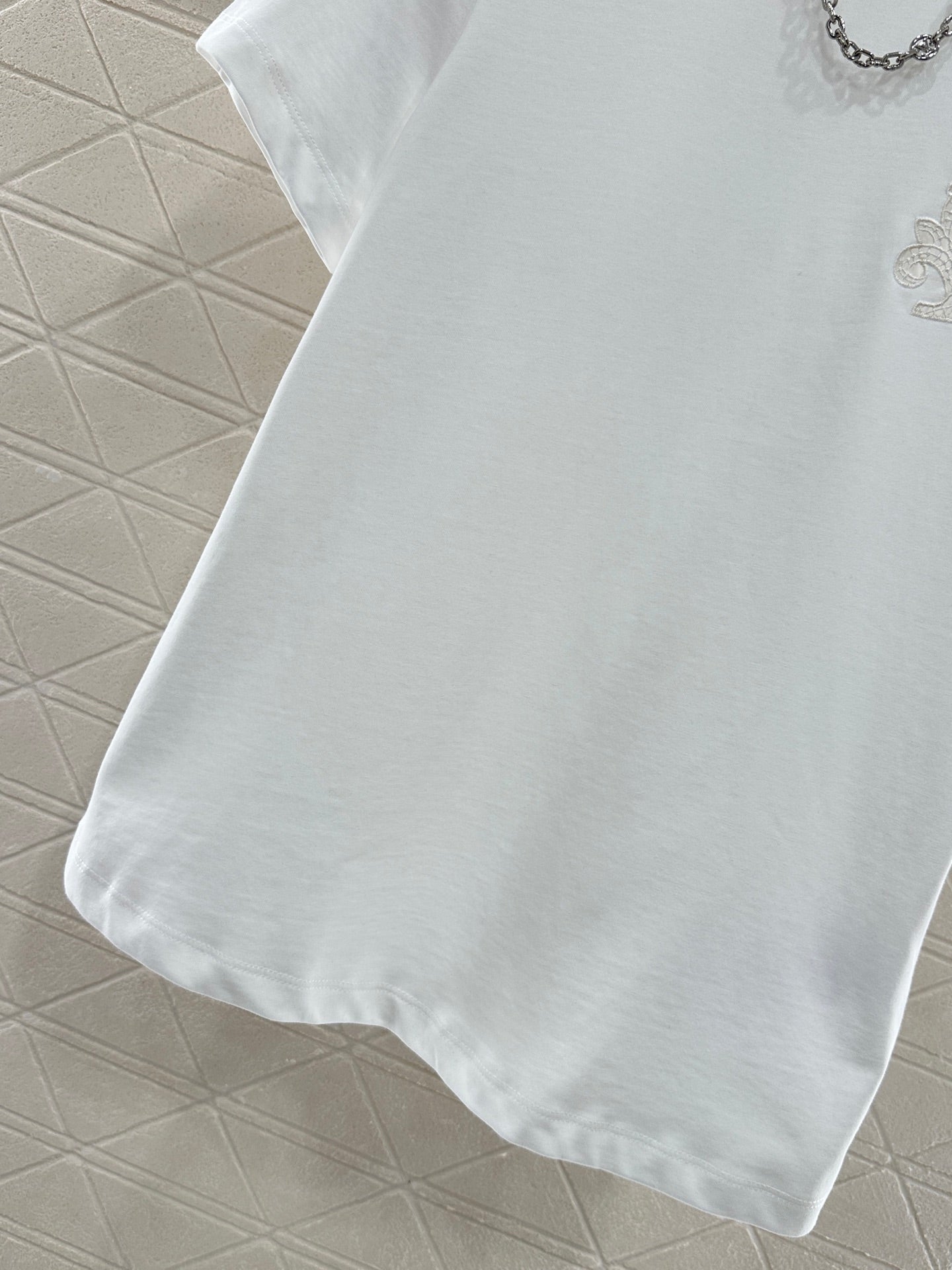 Louis*♥2025 new products Embroidered chain