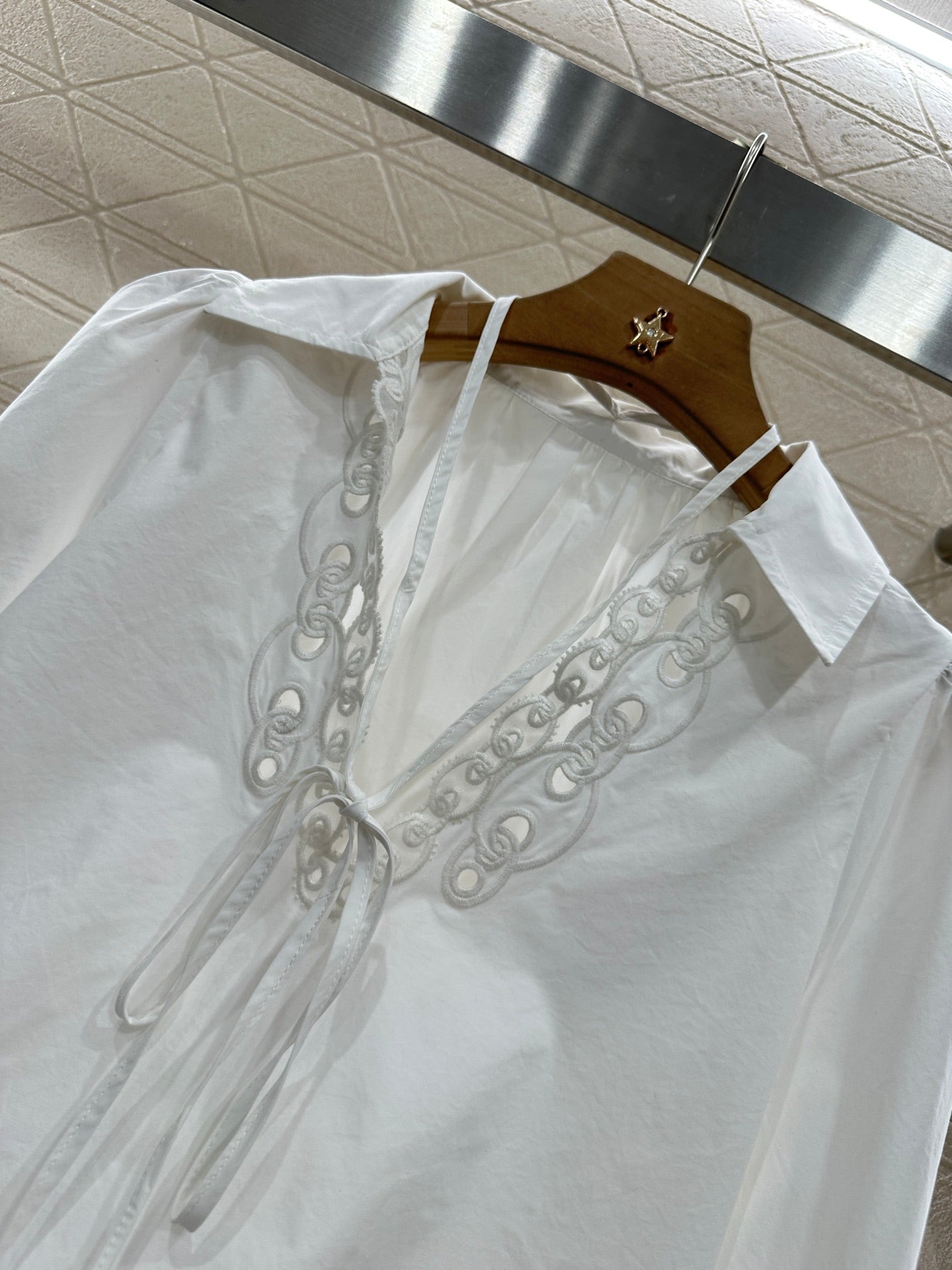Gu*♥2025 new products Shirt and shorts set