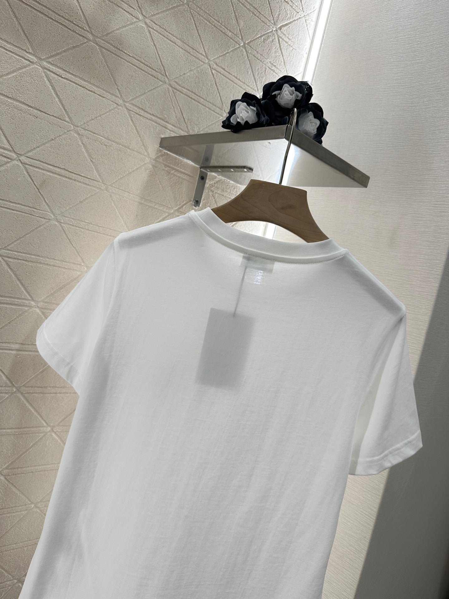 C*♥New product Embroidered short sleeves