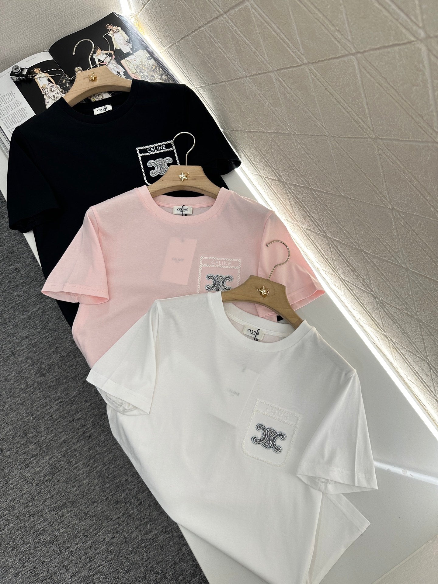 C*♥New product Embroidered short sleeves