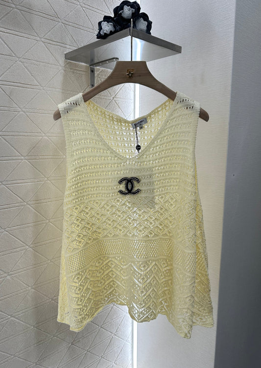 C*♥2025 new product Hollow knitted vest